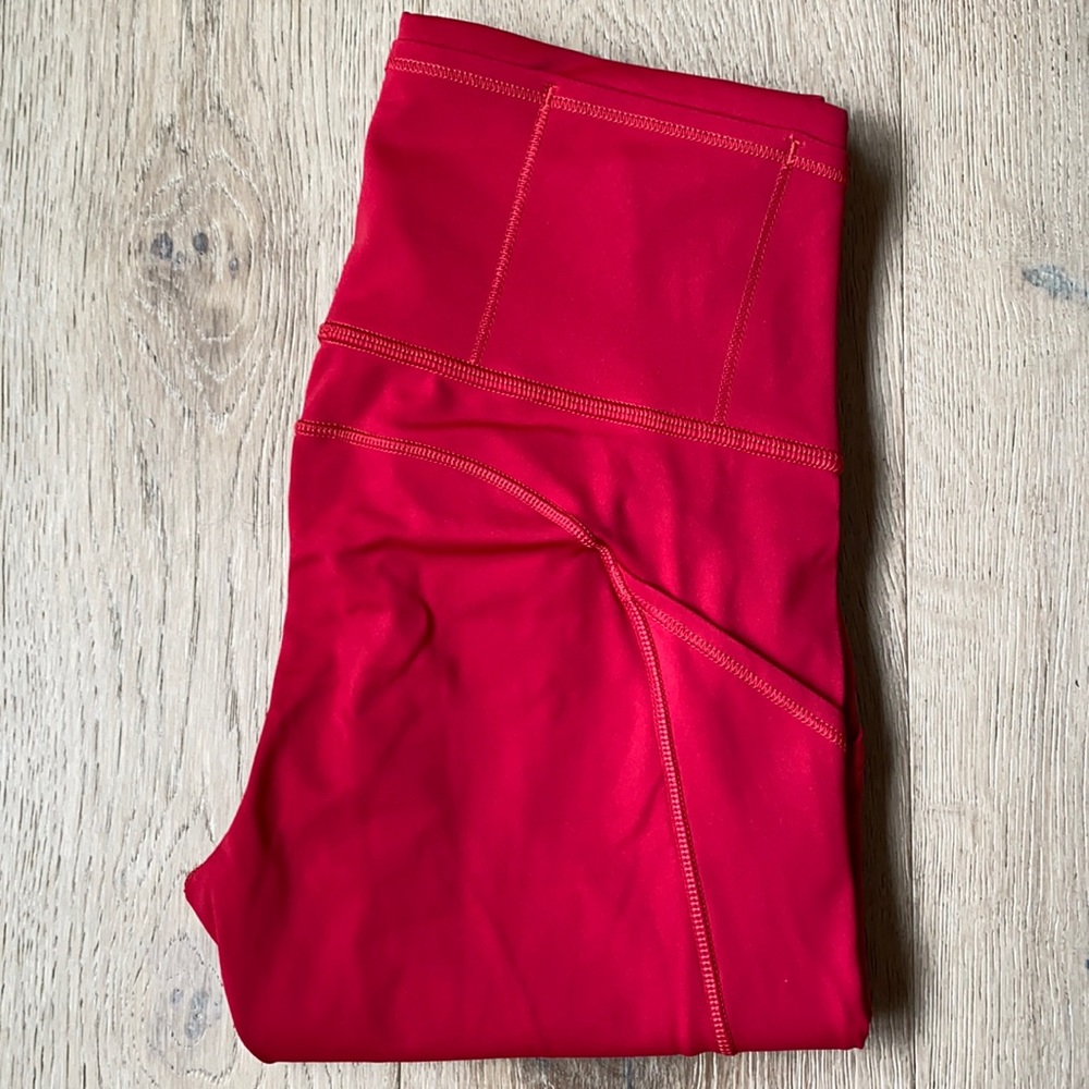 Fast & Free 25" Dark Red size 2 lululemon euc